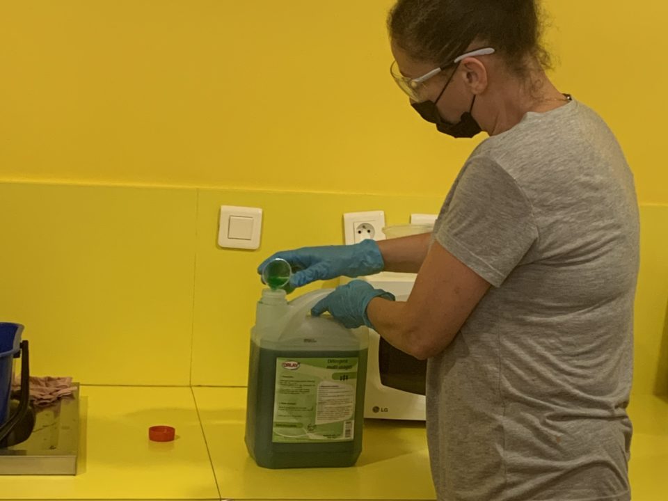 Formation Idéallis Métiers de la Propreté en Milieu Industriel et Collectif Drôme